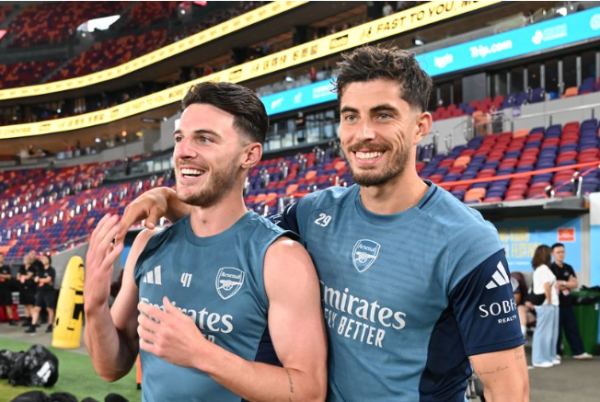 尊鼎配资 阿森纳对阵利兹联，首发阵容该如何调整？